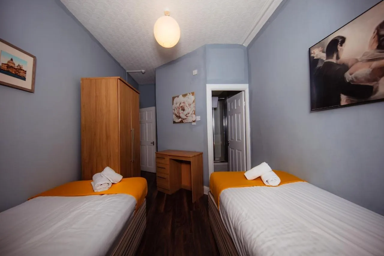 Super Central 4Bedroom Apartment At The Meadows Edinburgh United Kingdom