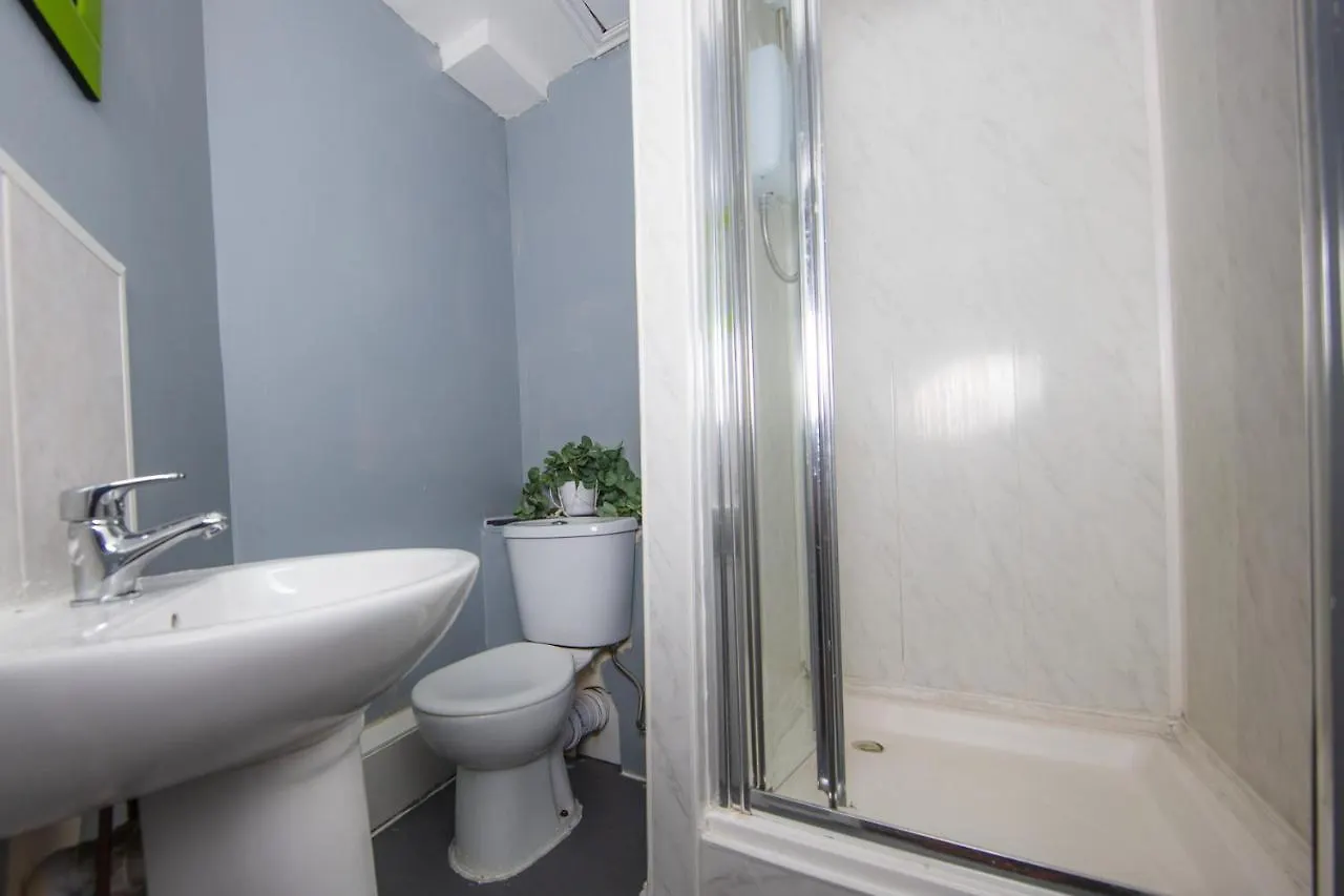 Super Central 4Bedroom Apartment At The Meadows Edinburgh 0*,  United Kingdom