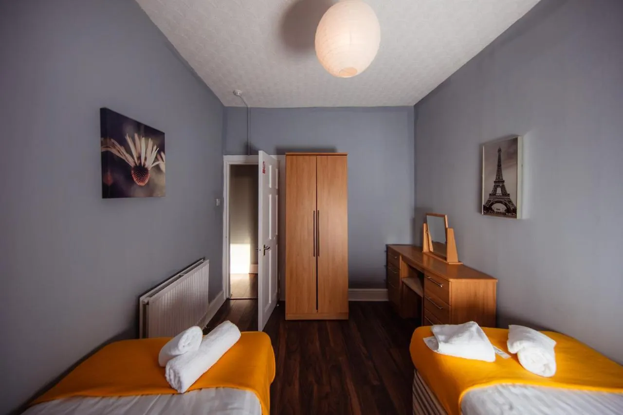 Super Central 4Bedroom Apartment At The Meadows Edynburg Wielka Brytania